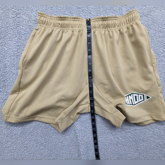 HMDD Shorts Mens Large Happy Memories Don't Die Los Angeles Cali Tan Beige USA - Picture 11 of 14